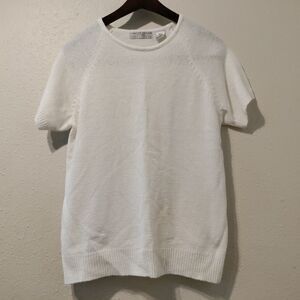 Carolyn Taylor White short sleeved sweater